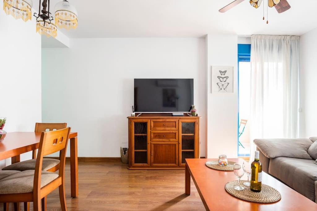 מאלגה Ayala Beach Apartment מראה חיצוני תמונה